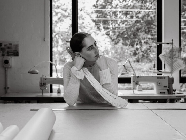 About Strength, Womanhood and Greek History: In Conversation with Meret Bär